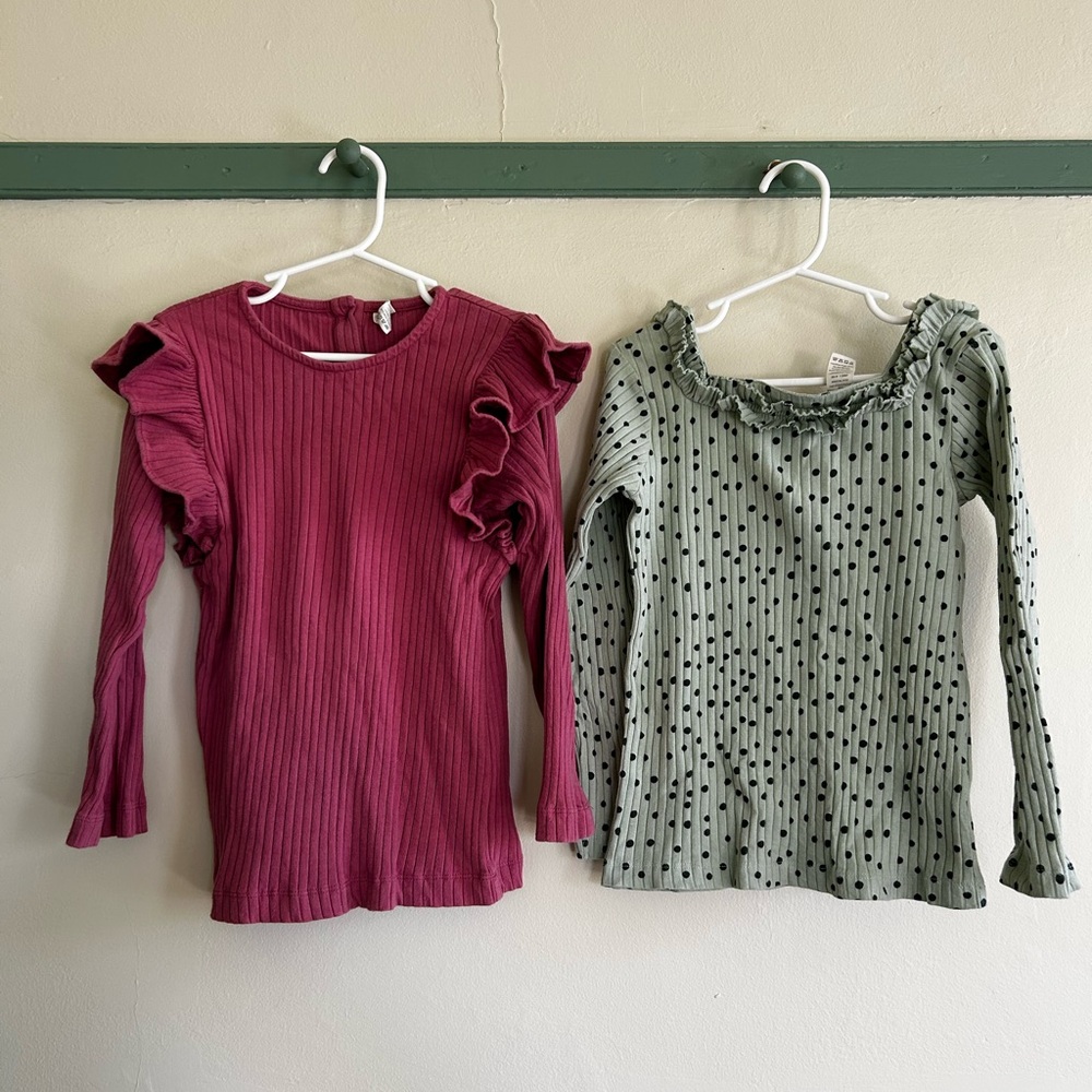 kate quinn Ruffle Sleeve Tops - Berry and Sage